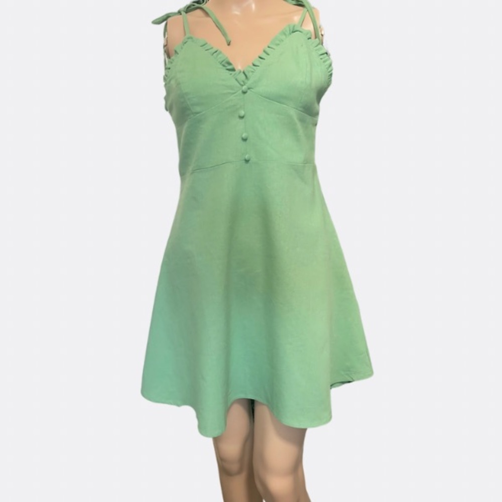 DELUC!! Medium size,Green‎ Sleeveless Dress